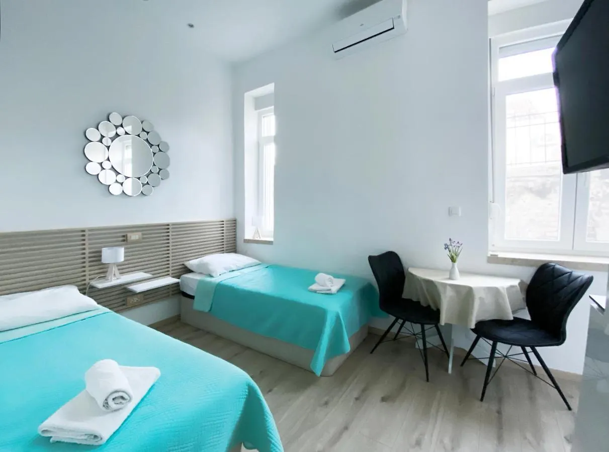 En-Suite Iris On Rokova Street - 5 Min Walk To The Old Town Of Split location