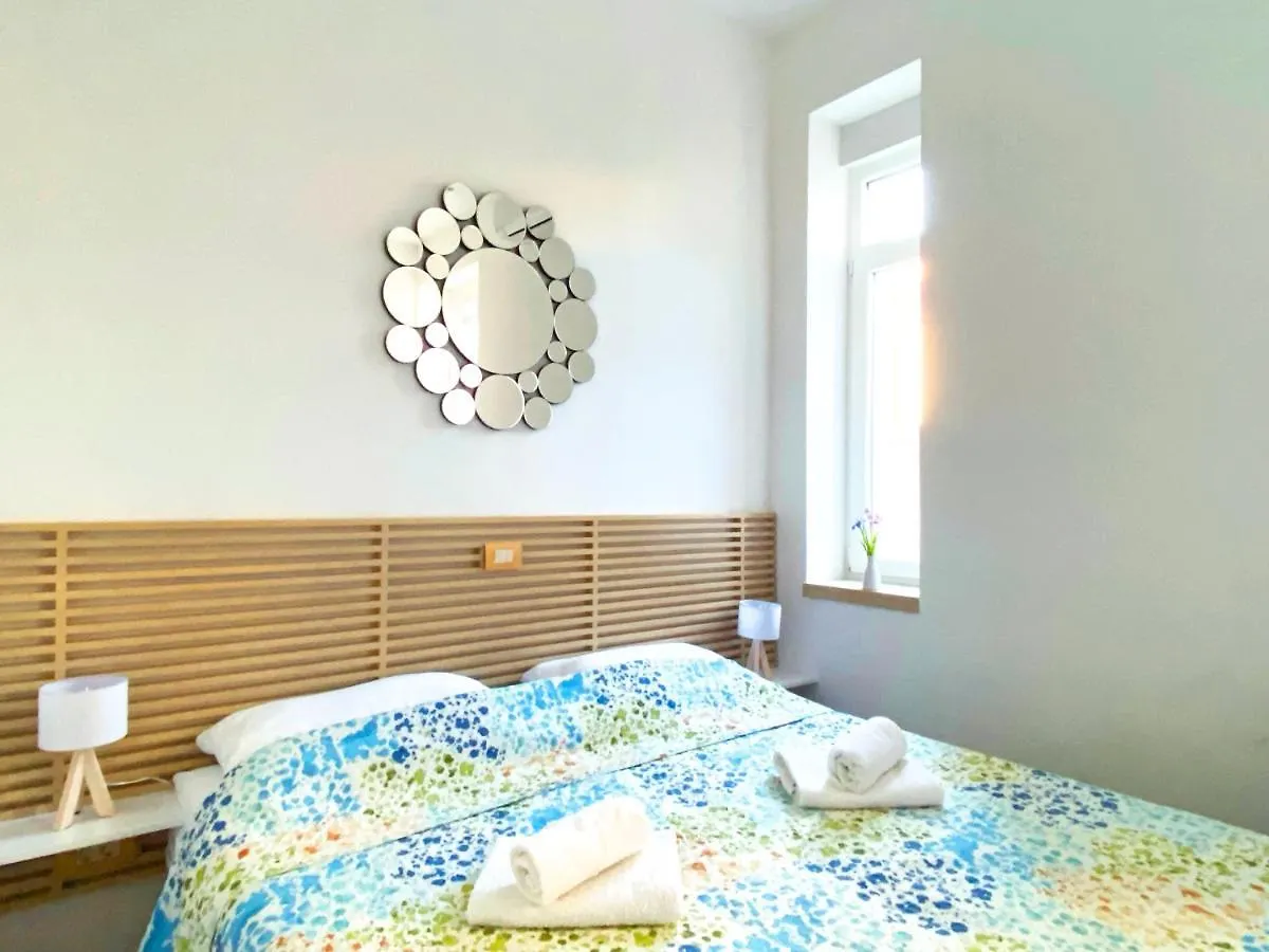 بيت ضيافة En-Suite Iris On Rokova Street - 5 Min Walk To The Old Town Of سبليت